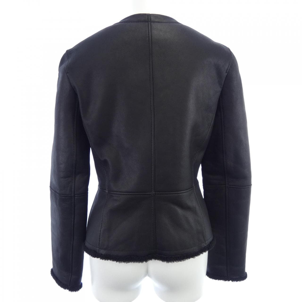 エルメス HERMES 67-7013 ムートンジャケット