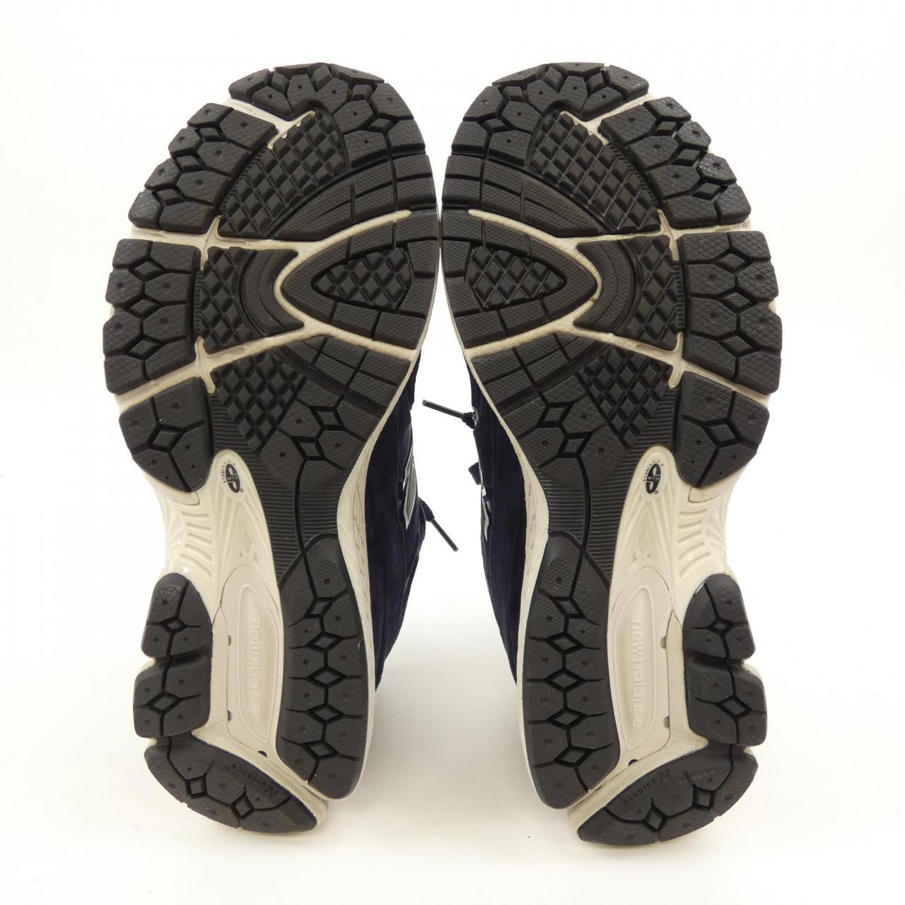 ニューバランス NEW BALANCE ML2002RD スニーカー