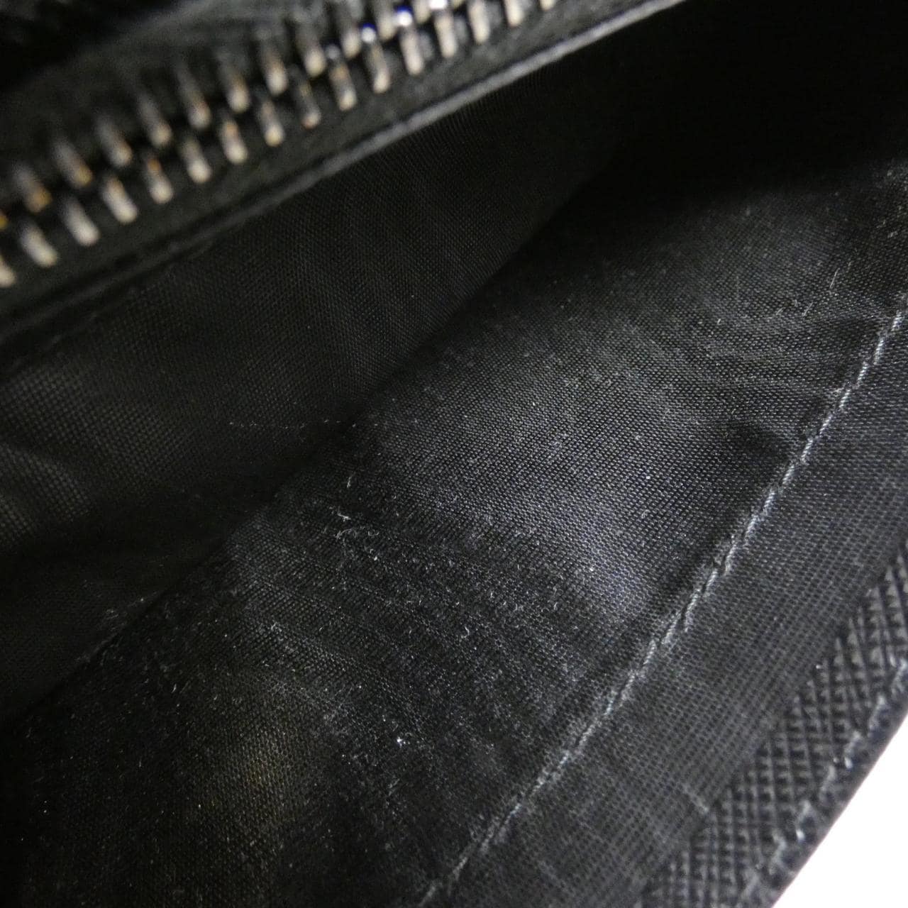 prada 2MV836 wallet
