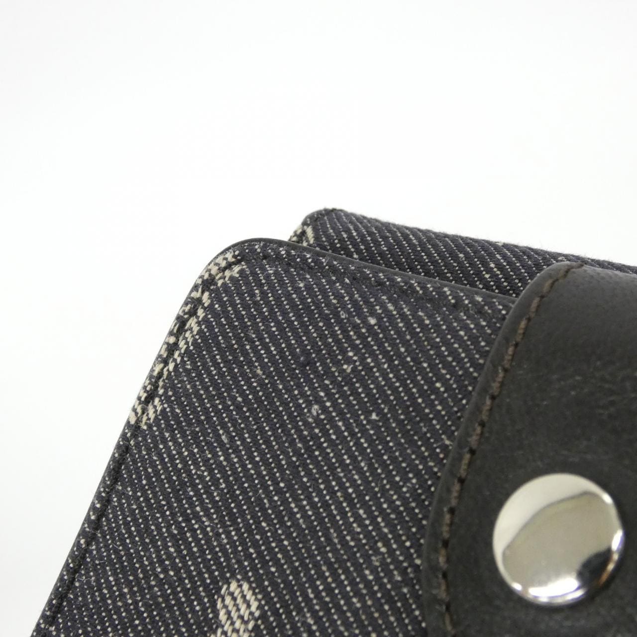 セリーヌ 107492NMC 財布