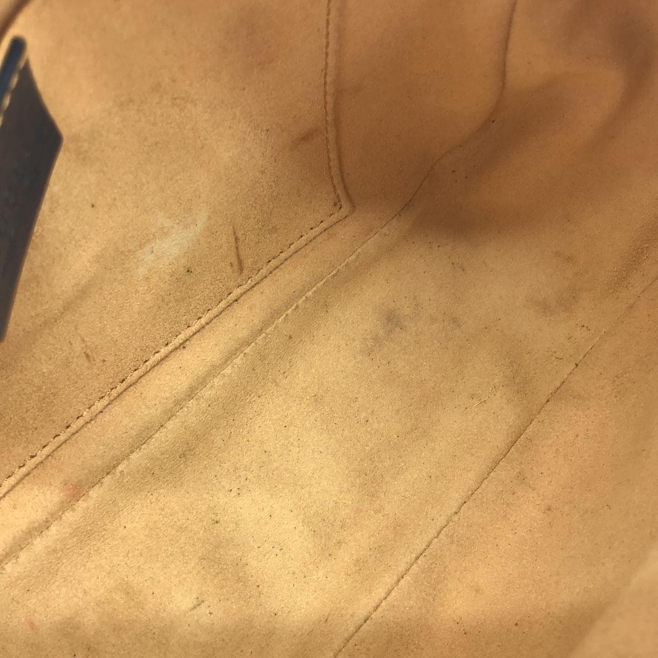 グッチ GG MARMONT 447632 0OLFX ショルダーバッグ