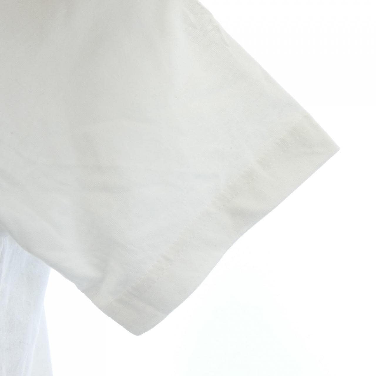 LAMOURS Tシャツ