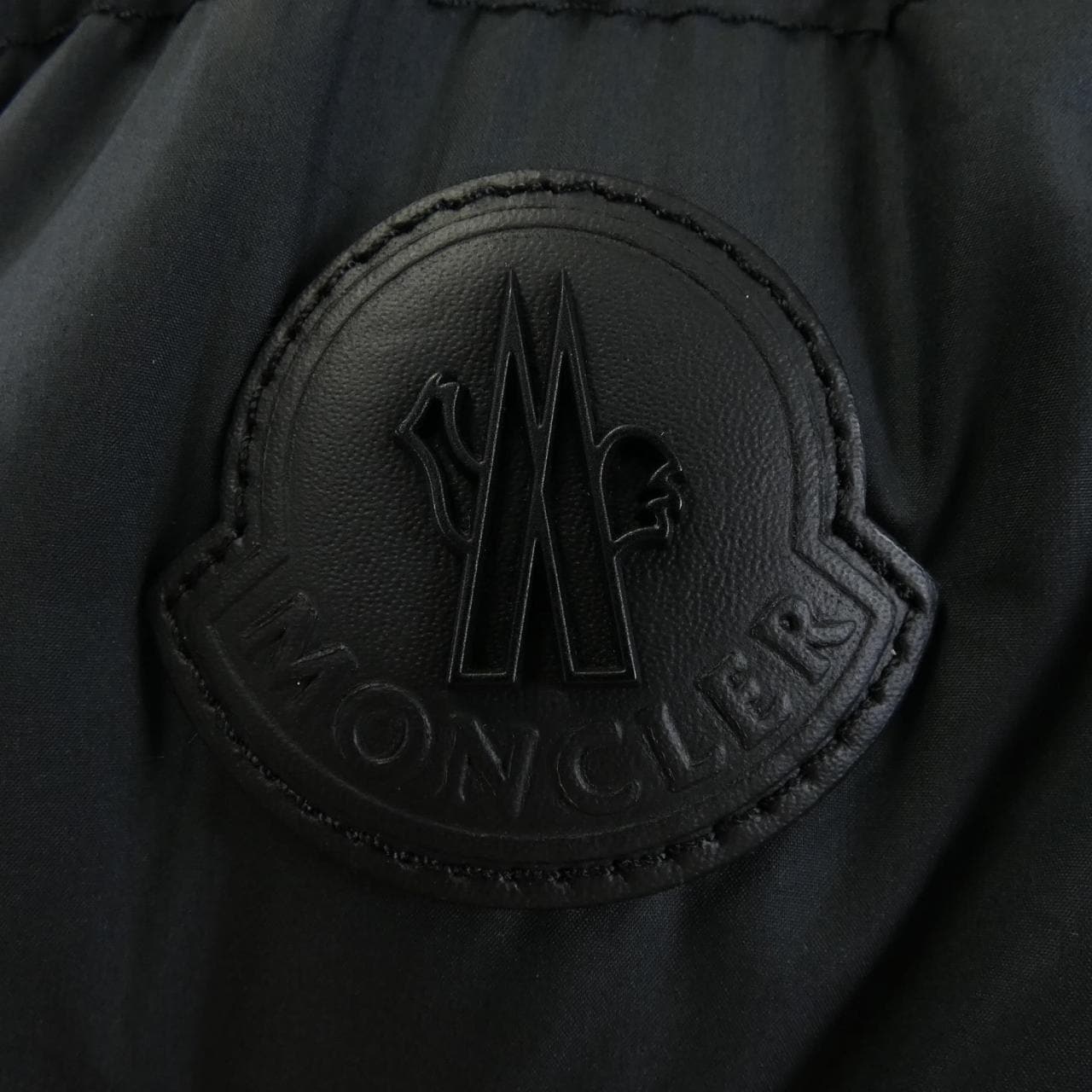 モンクレール MONCLER ARNEB ダウンジャケット