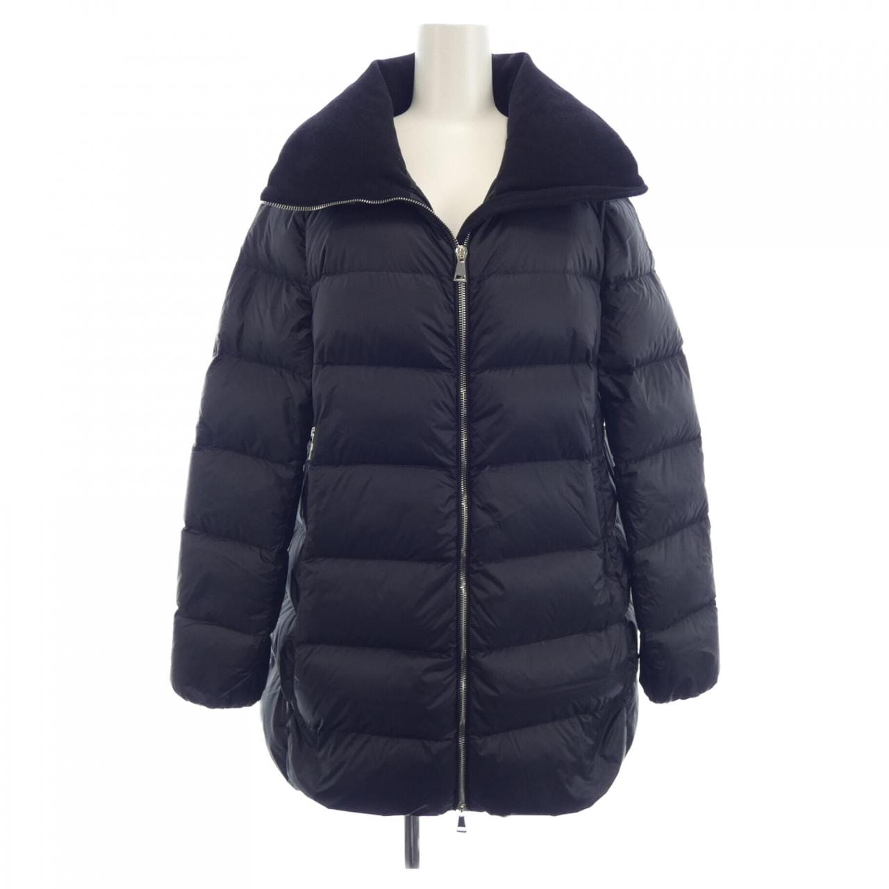 モンクレール MONCLER ダウンコート