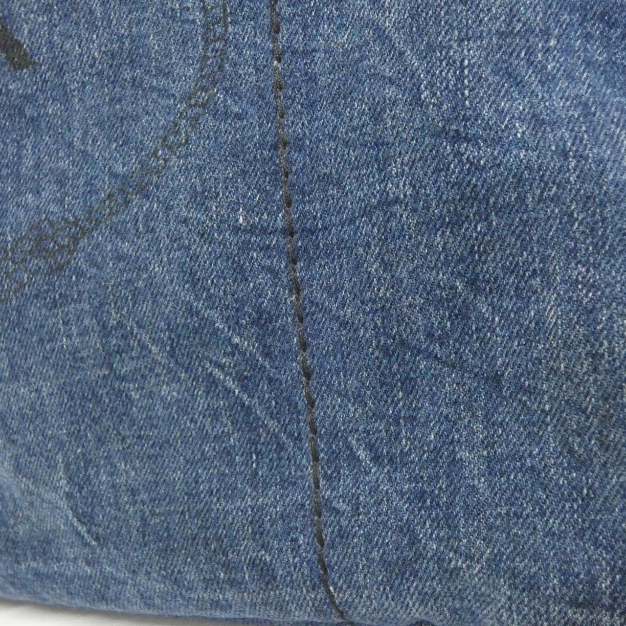 Prada Canapa B1872B包