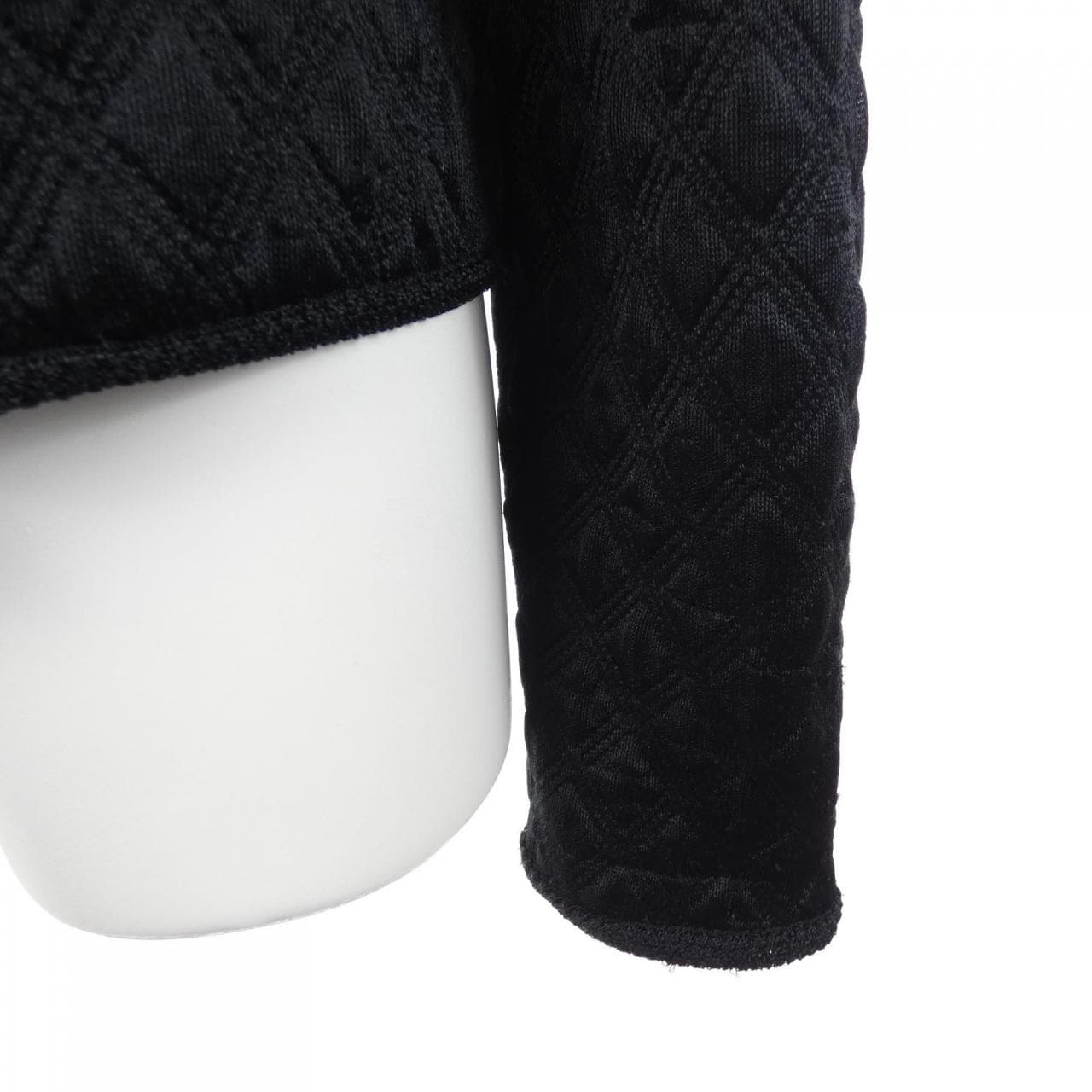 CHANEL P57008K07441 17A Collarless Jacket