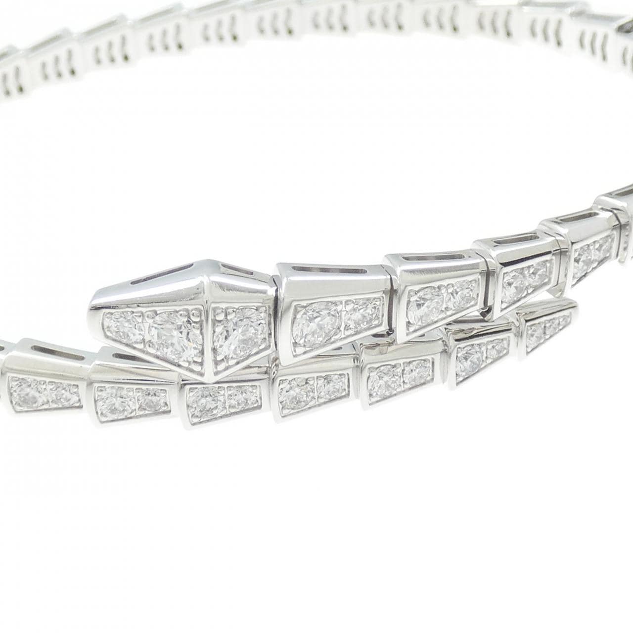 ブルガリ セルペンティ バングル