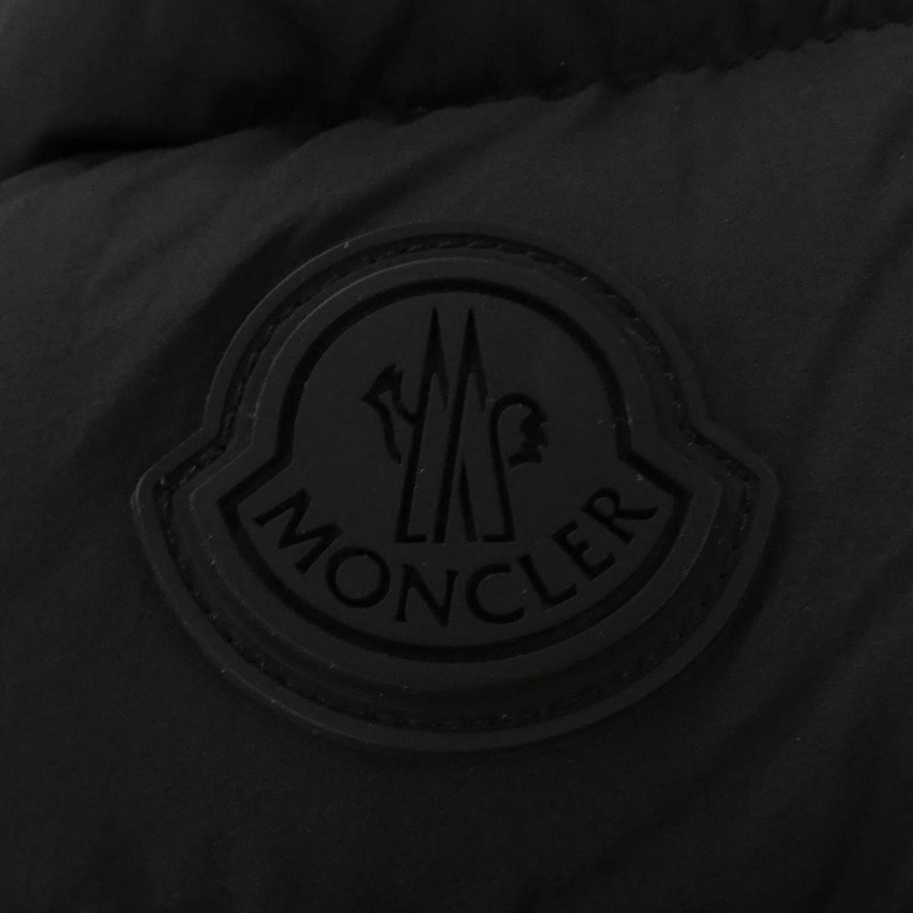モンクレール MONCLER CERCES ダウンジャケット