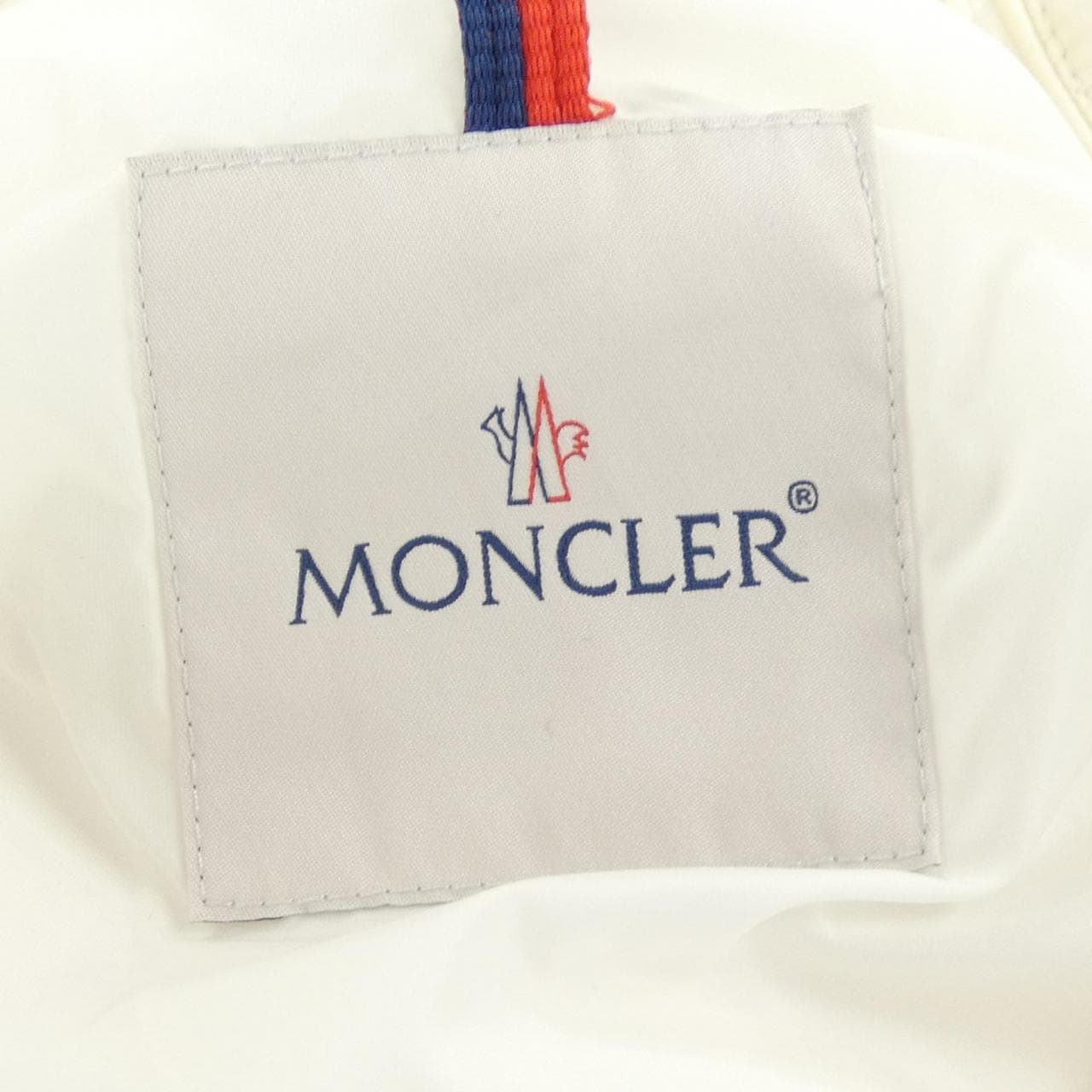 モンクレール MONCLER NESEA ダウンジャケット