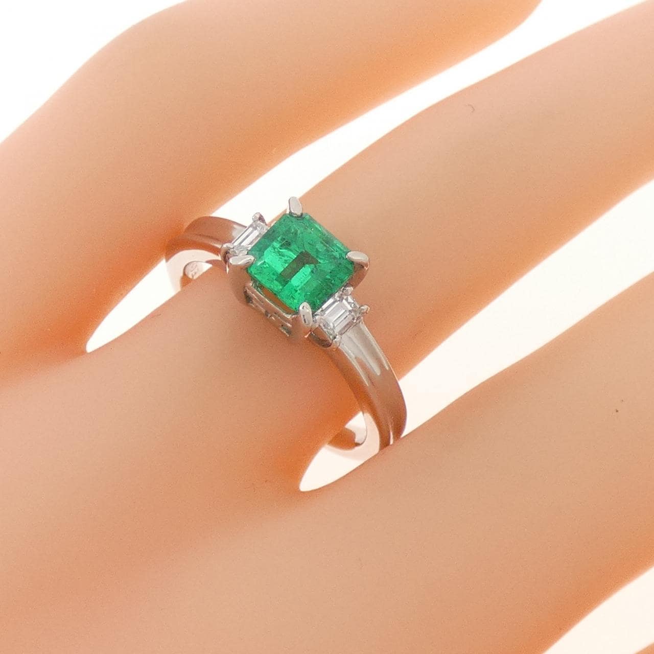 PT900 エメラルド リング 0.78CT