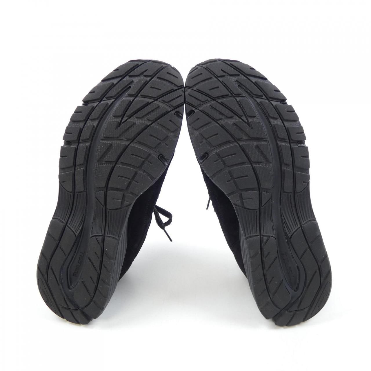 新百伦NEW BALANCE运动鞋