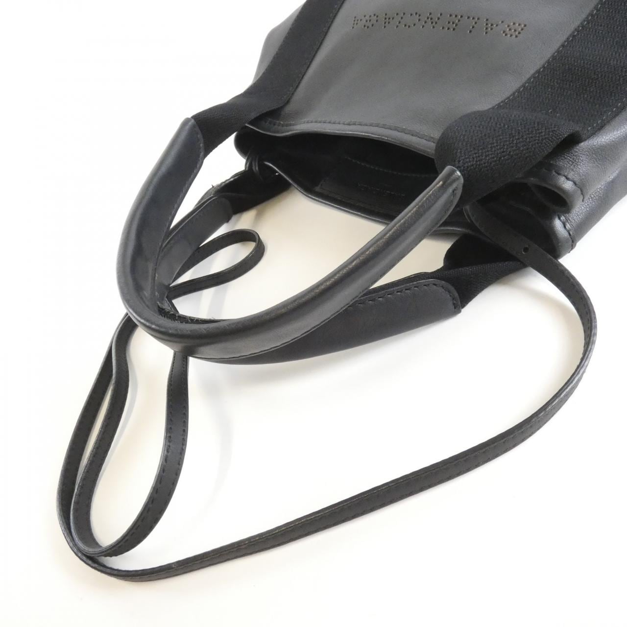 バレンシアガ ネイビー カバス 390346 CNT1N バッグ