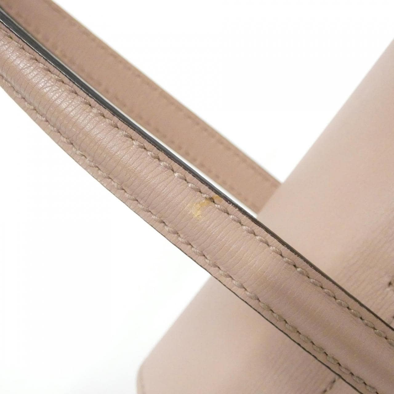 グッチ 338989 ARU0G バッグ