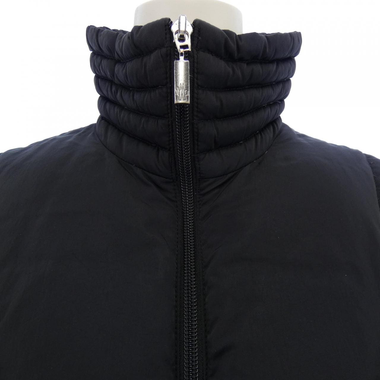 モンクレール MONCLER ダウンコート