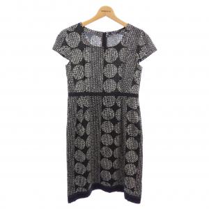 アクアスキュータム Aquascutum ワンピース