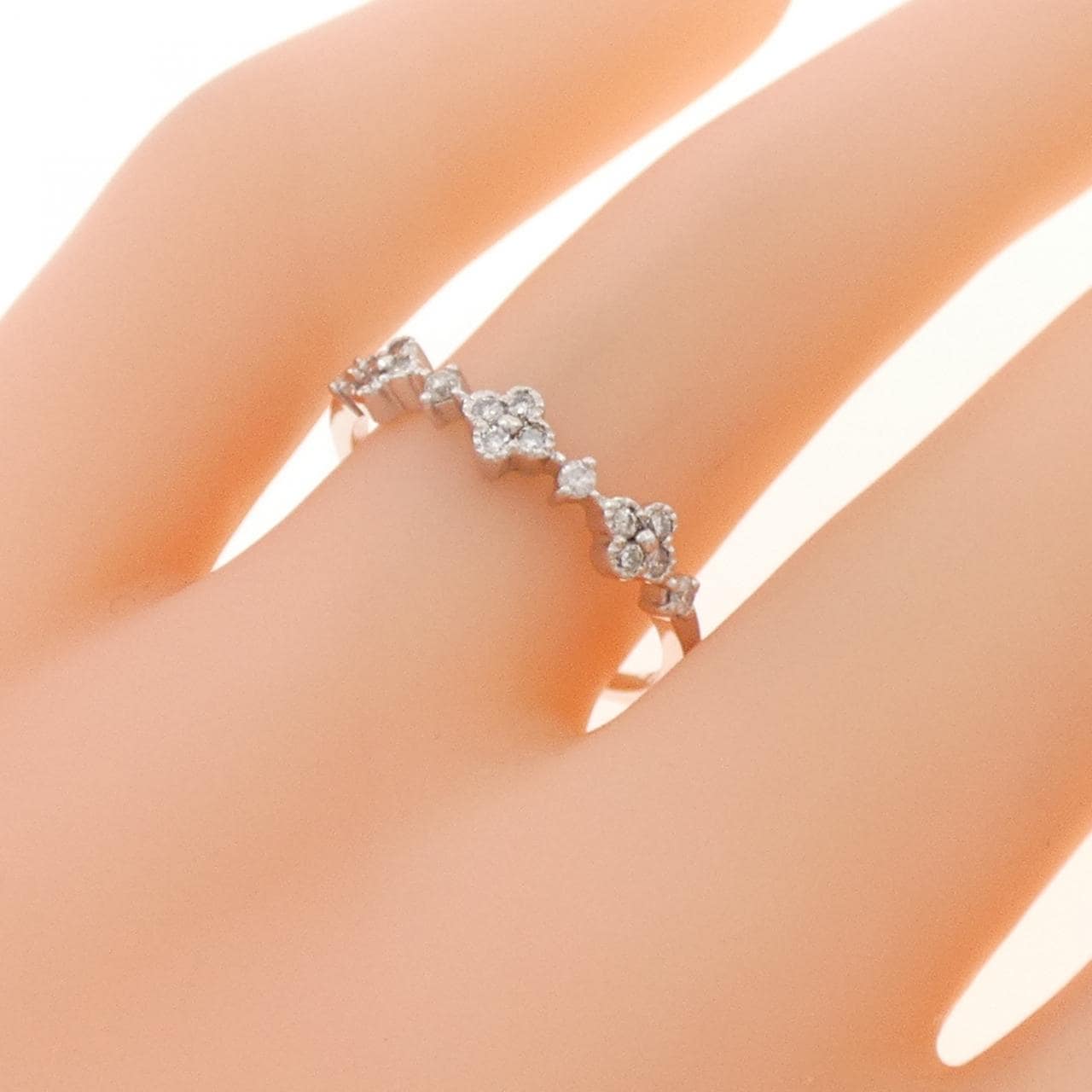 K10WG ダイヤモンド リング 0.30CT