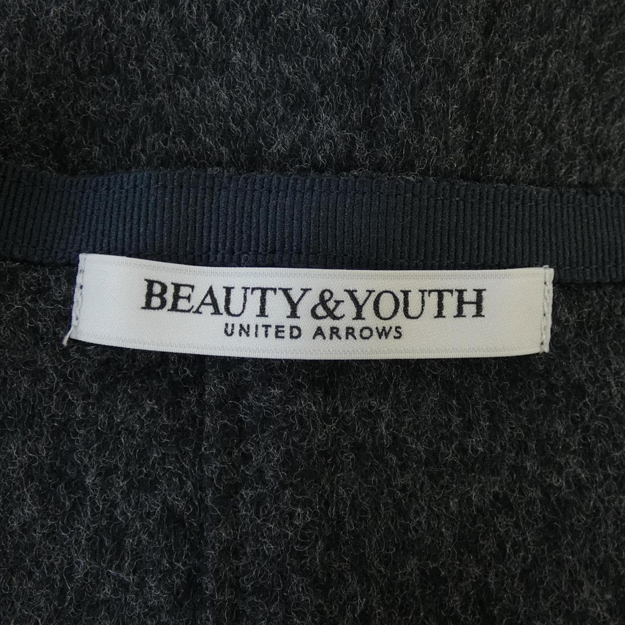 ビューティーアンドユース BEAUTY&YOUTH(U.A) トップス