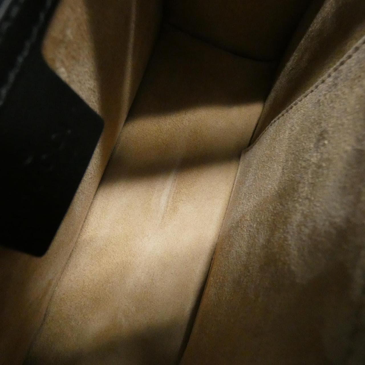 グッチ SYLVIE 421882 CVLEG ショルダーバッグ