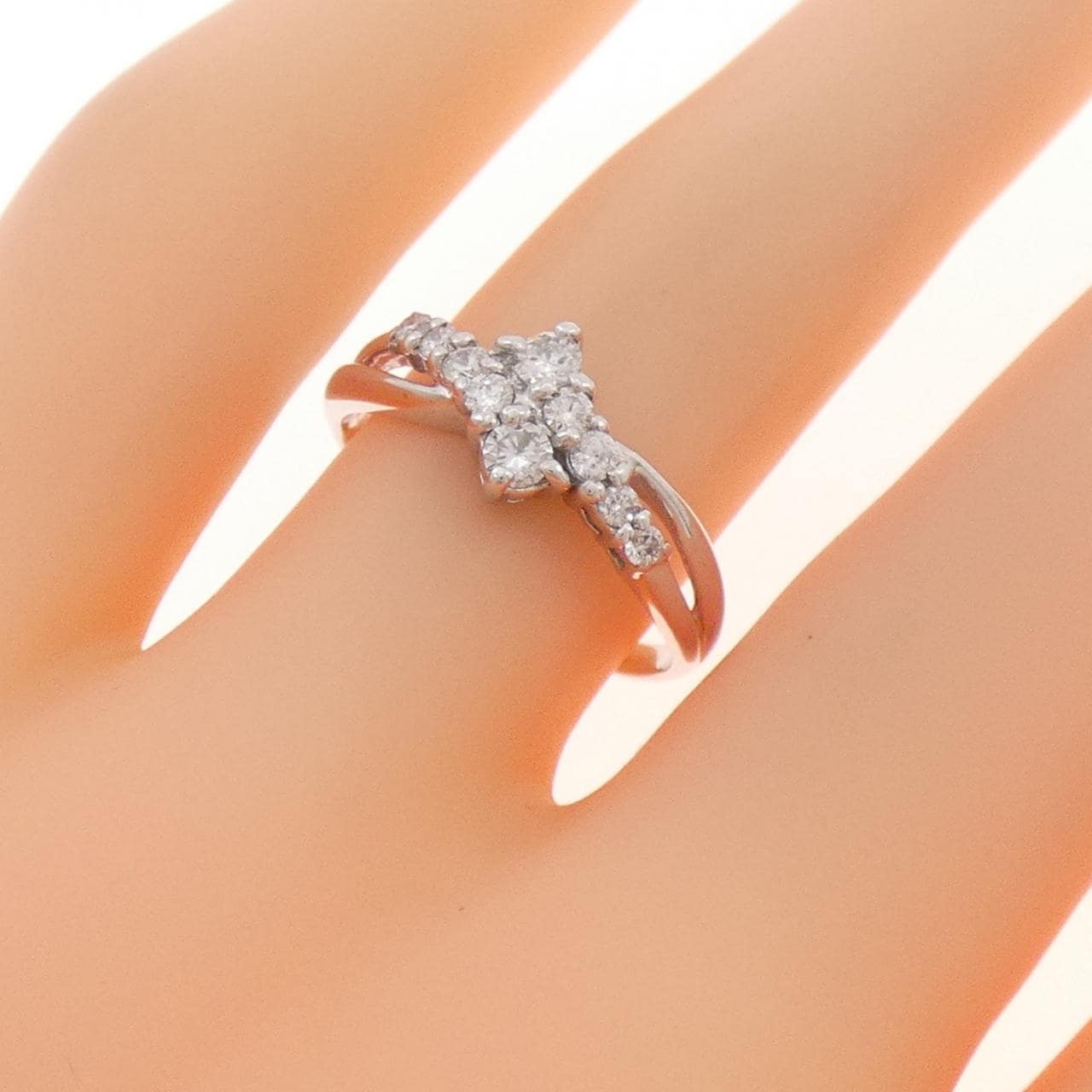 K18WG ダイヤモンド リング 0.30CT