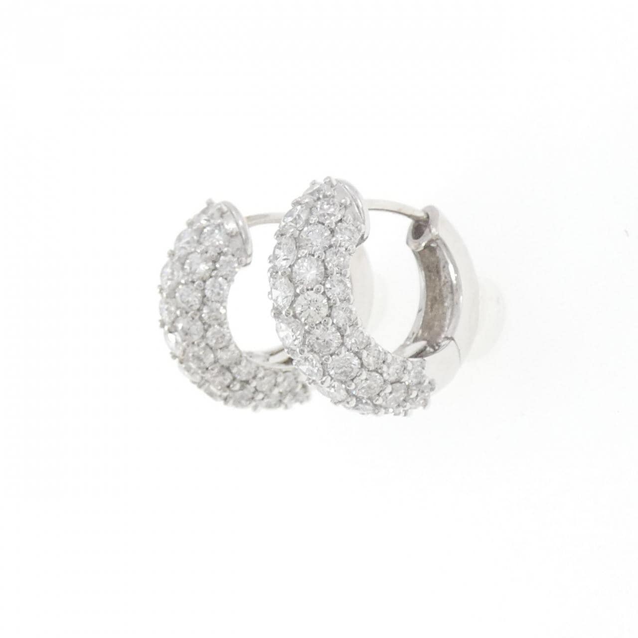 PT900 パヴェ ダイヤモンド ピアス 2.48CT