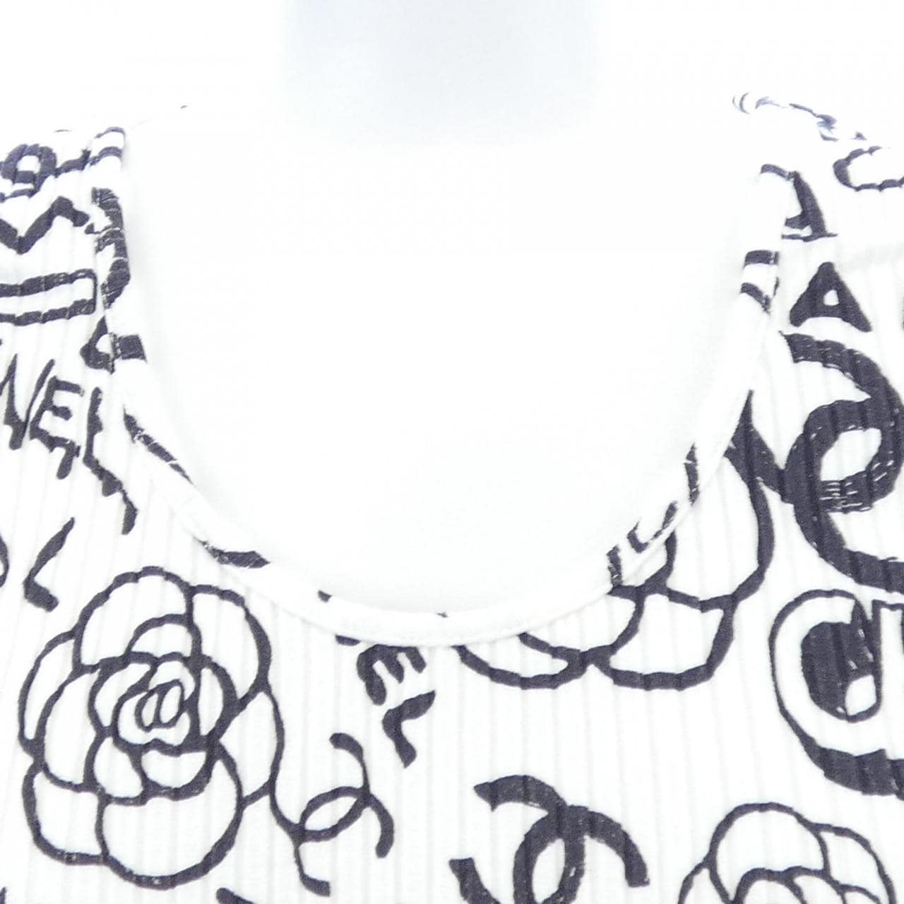 シャネル CHANEL P61823V47215 19A タンクトップ