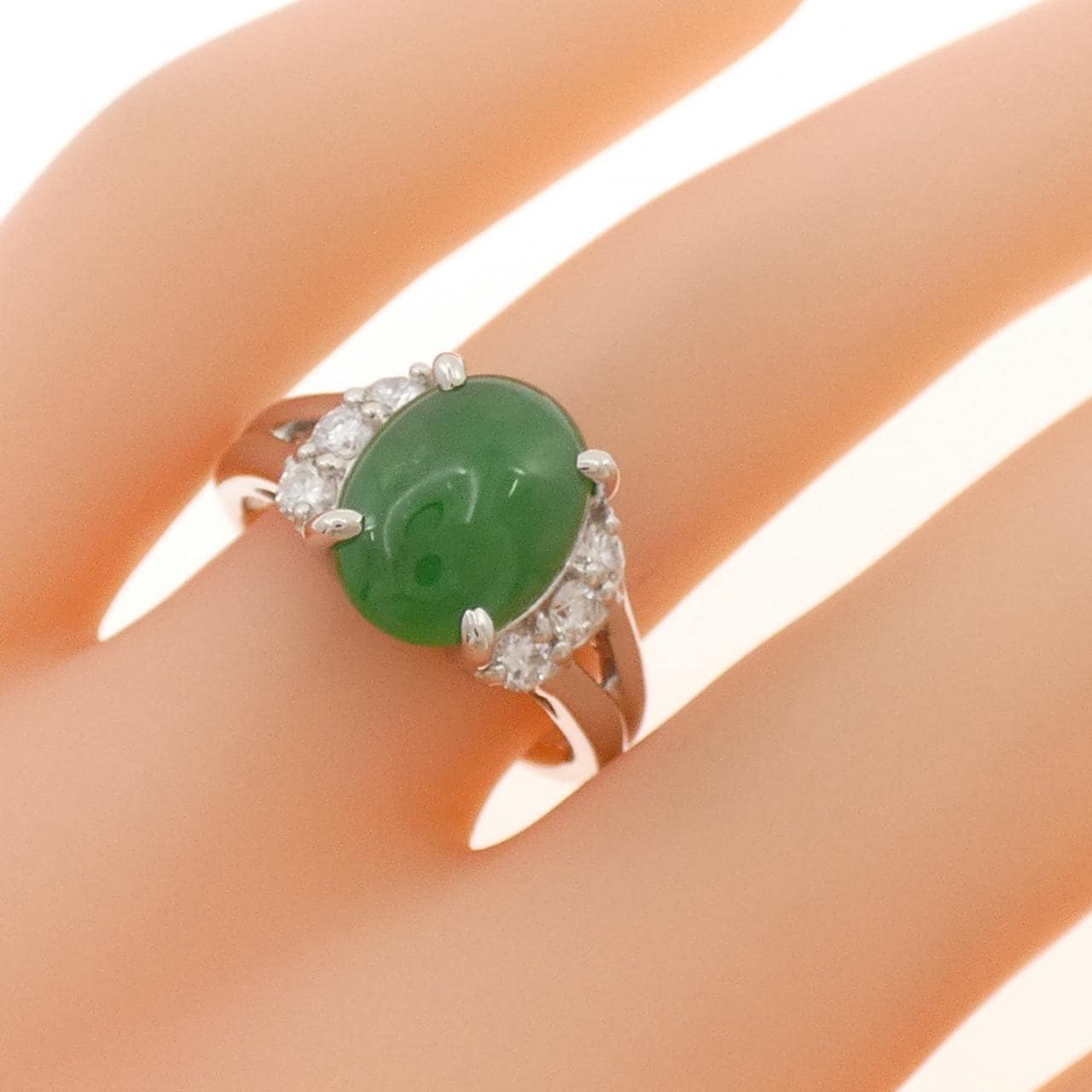 PT900 ヒスイ リング 2.74CT