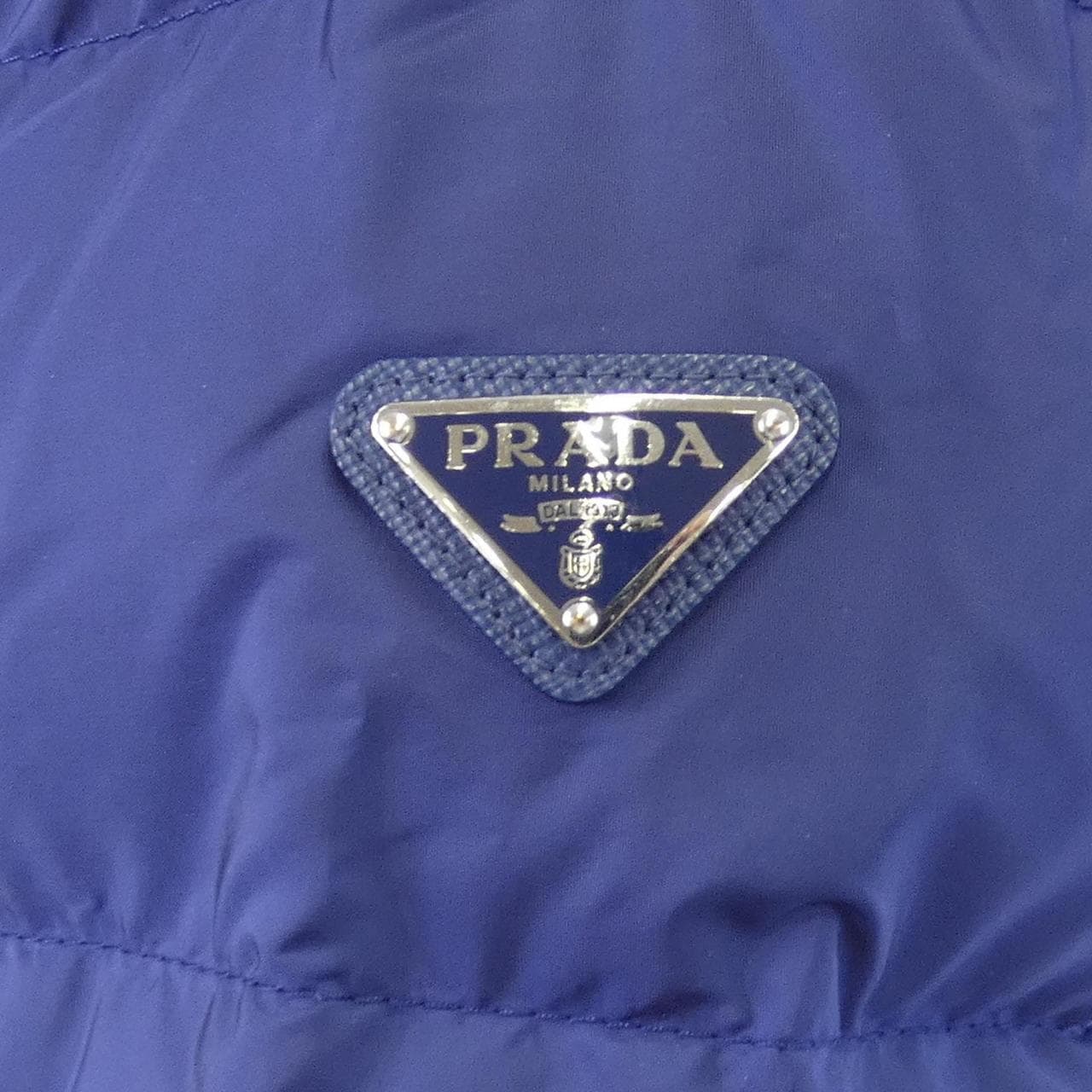 Prada PRADA三角寶獅29X544 R182 Q04羽絨服