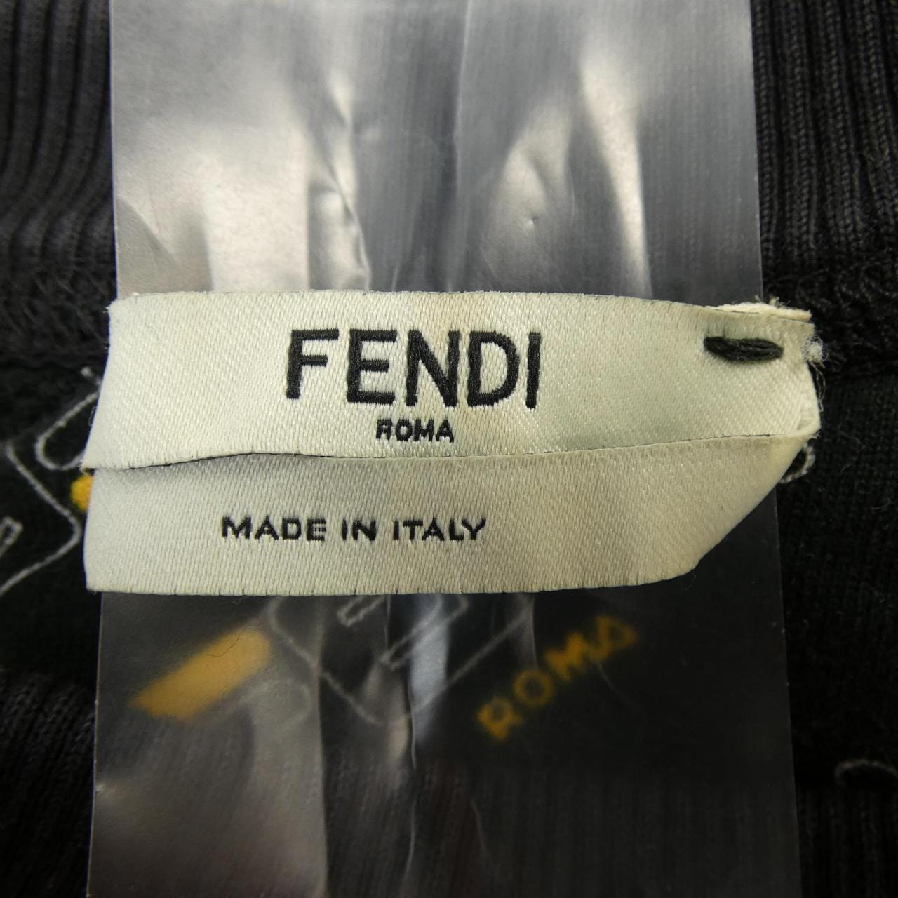 フェンディ FENDI FS7102 A5GM スウェット