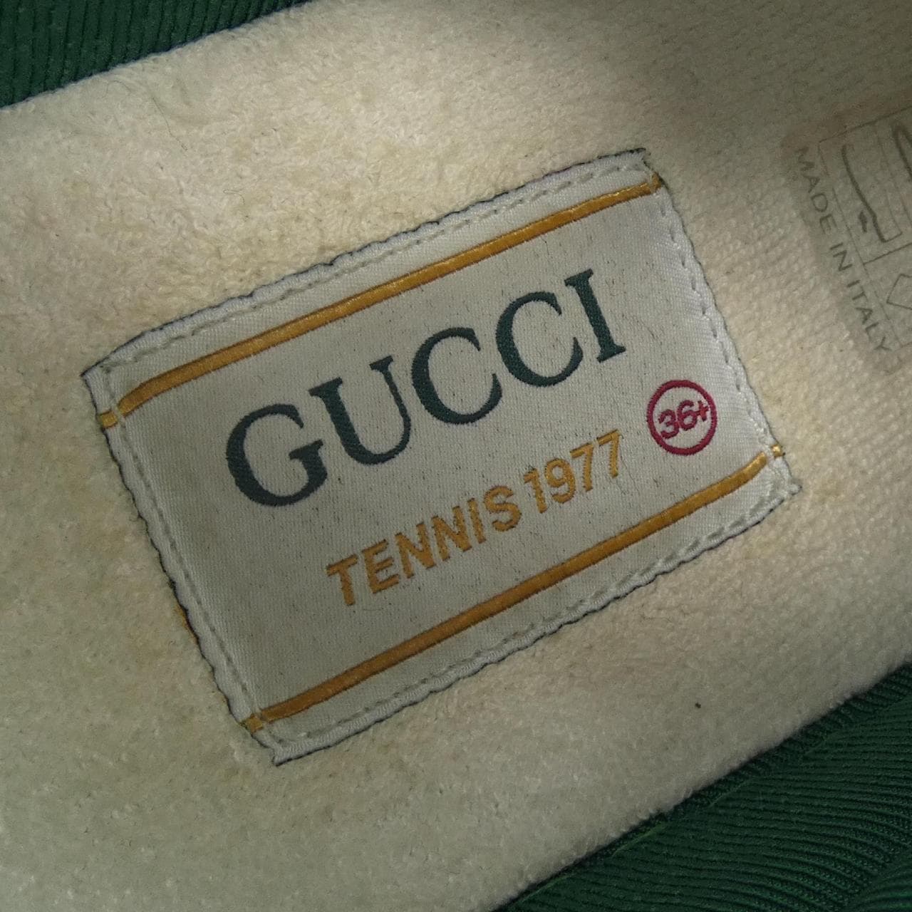 グッチ GUCCI スニーカー