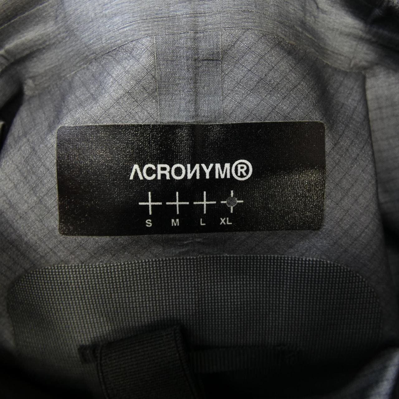 アクロニウム ACRONYM J61-GT コート