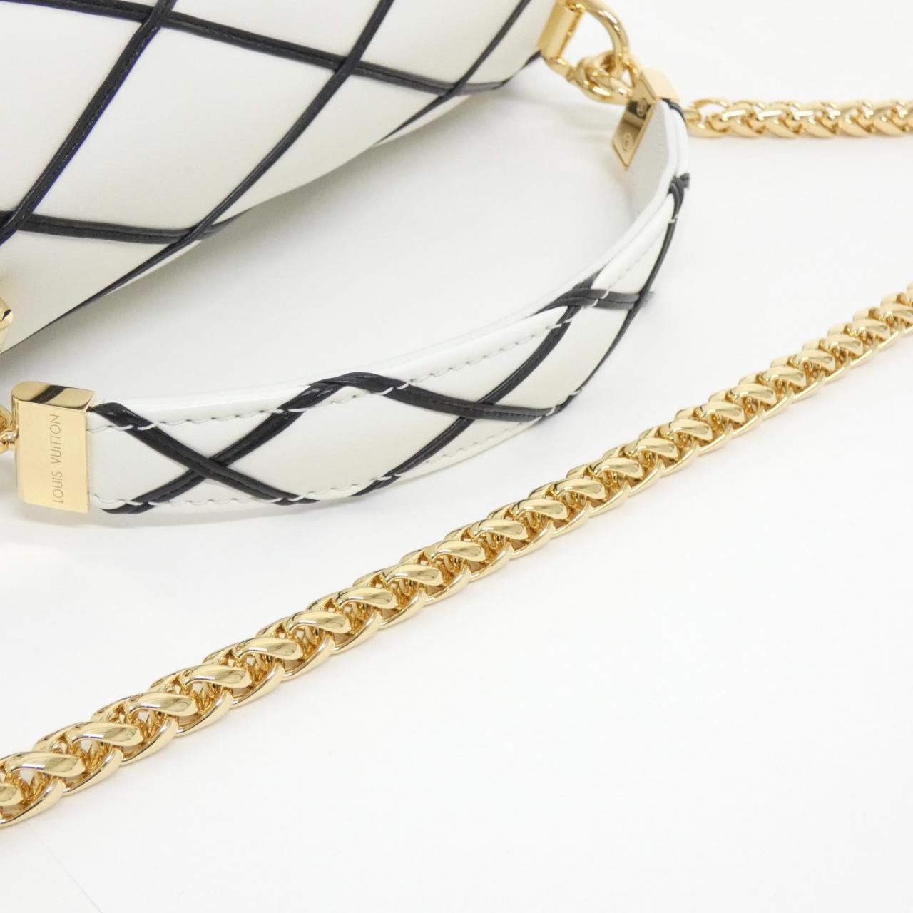 LOUIS VUITTON GO-14 MM M22890 Shoulder Bag
