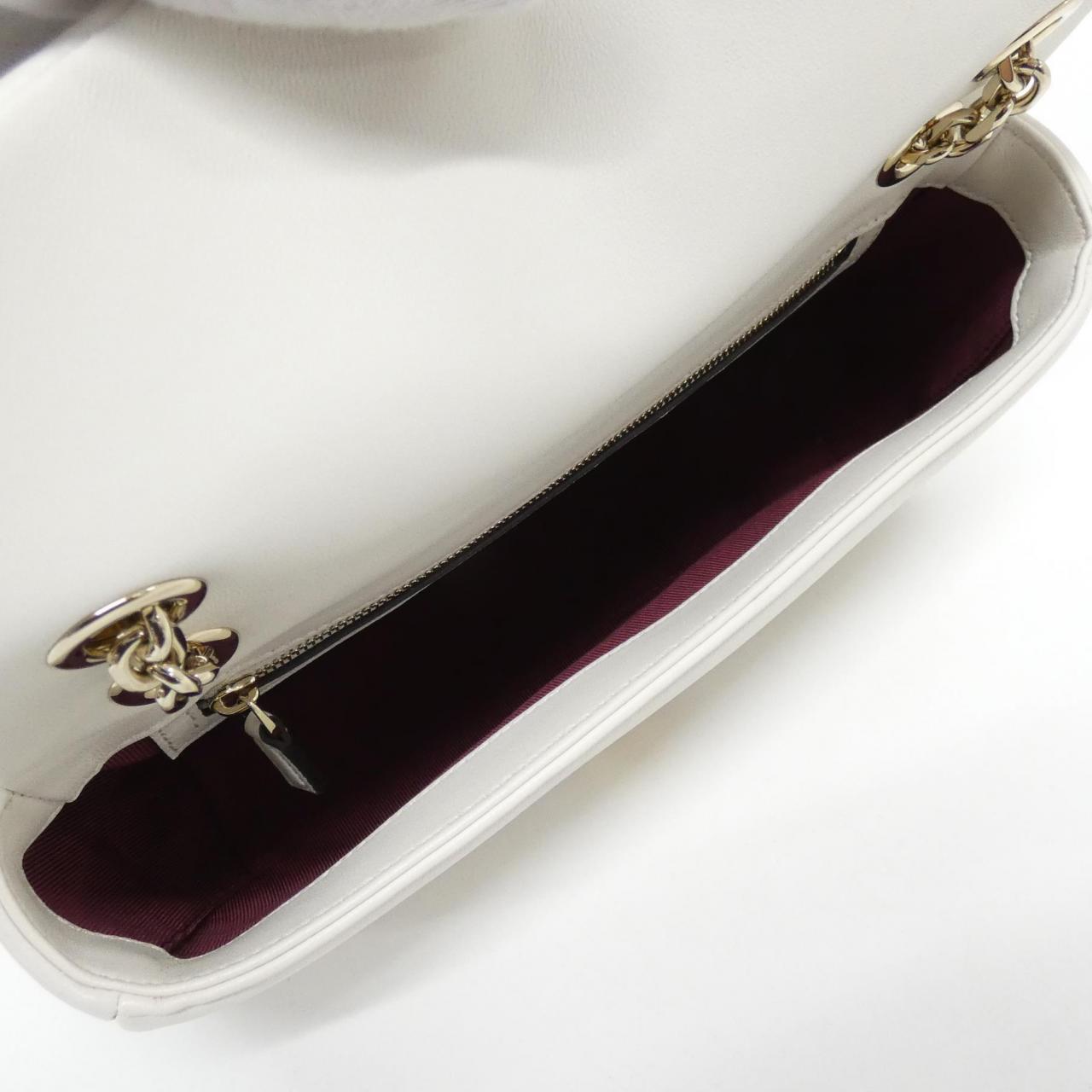 グッチ GG MARMONT 837267 AAE38 バッグ