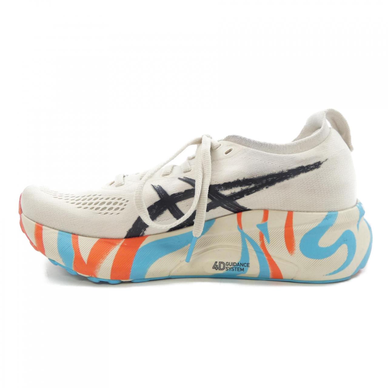 ASICS运动鞋