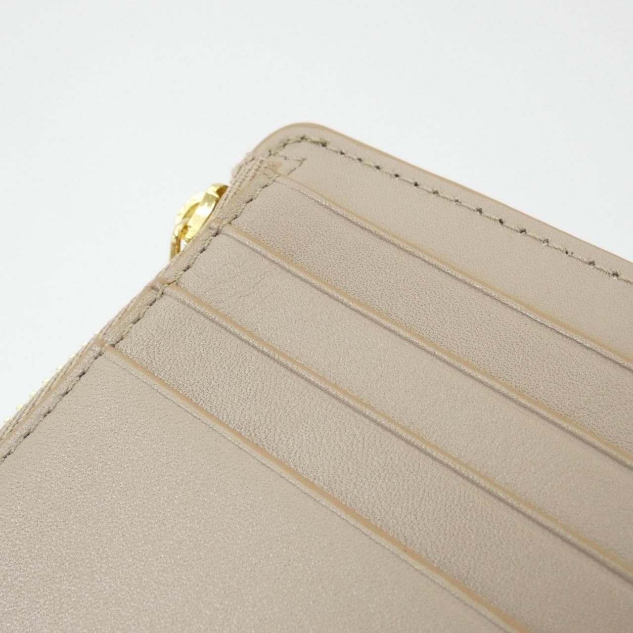 Loewe CANBZ40X01 INCASE