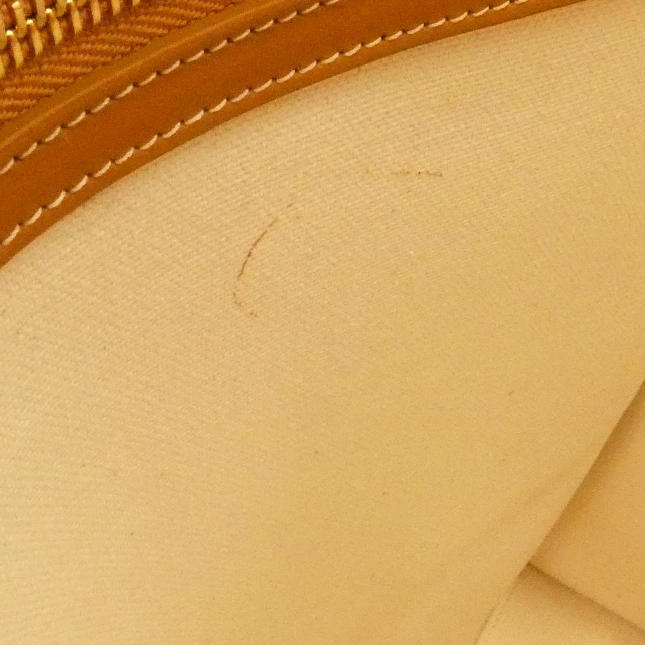 セリーヌ バーティカル カバ セリーヌ 190402BNZ バッグ