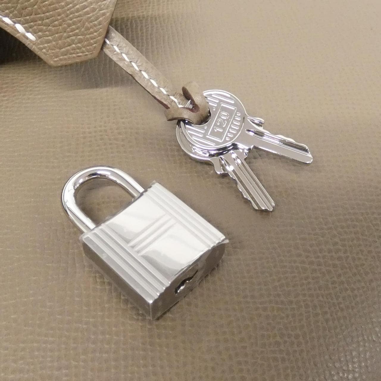 【未使用品】エルメス ケリー 25cm 038416CK バッグ