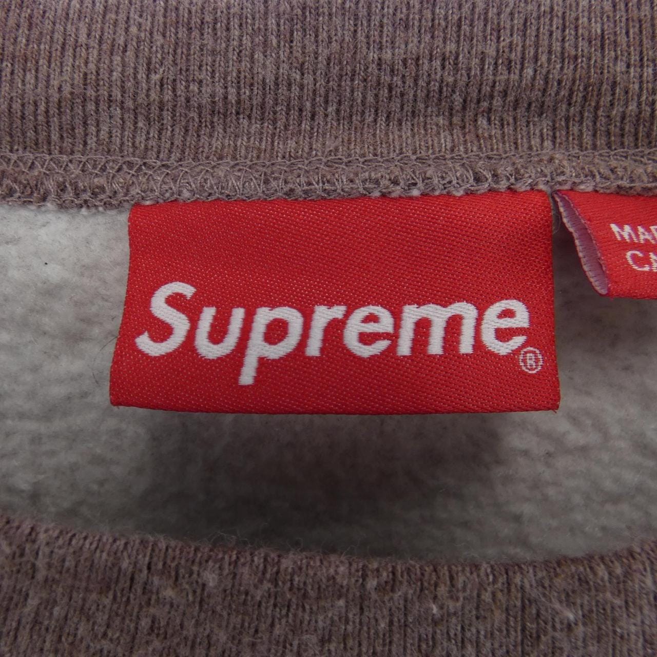 シュプリーム SUPREME Small Box Crewneck スウェット