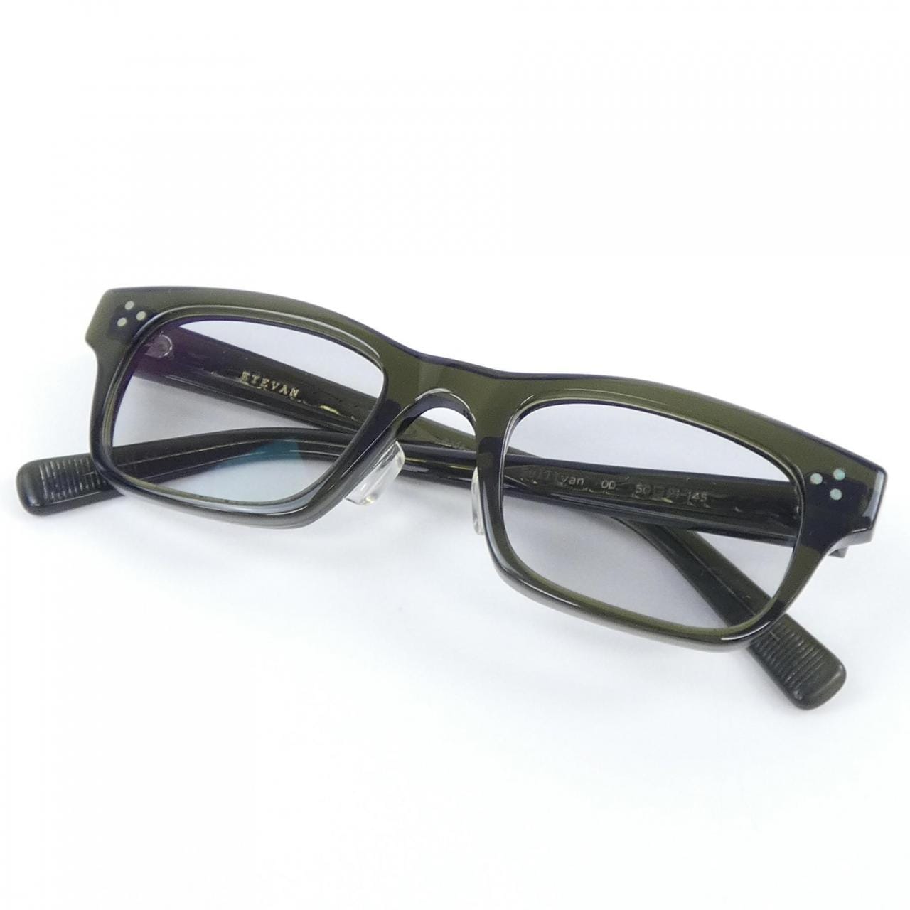 アイヴァン EYEVAN EYEWEAR