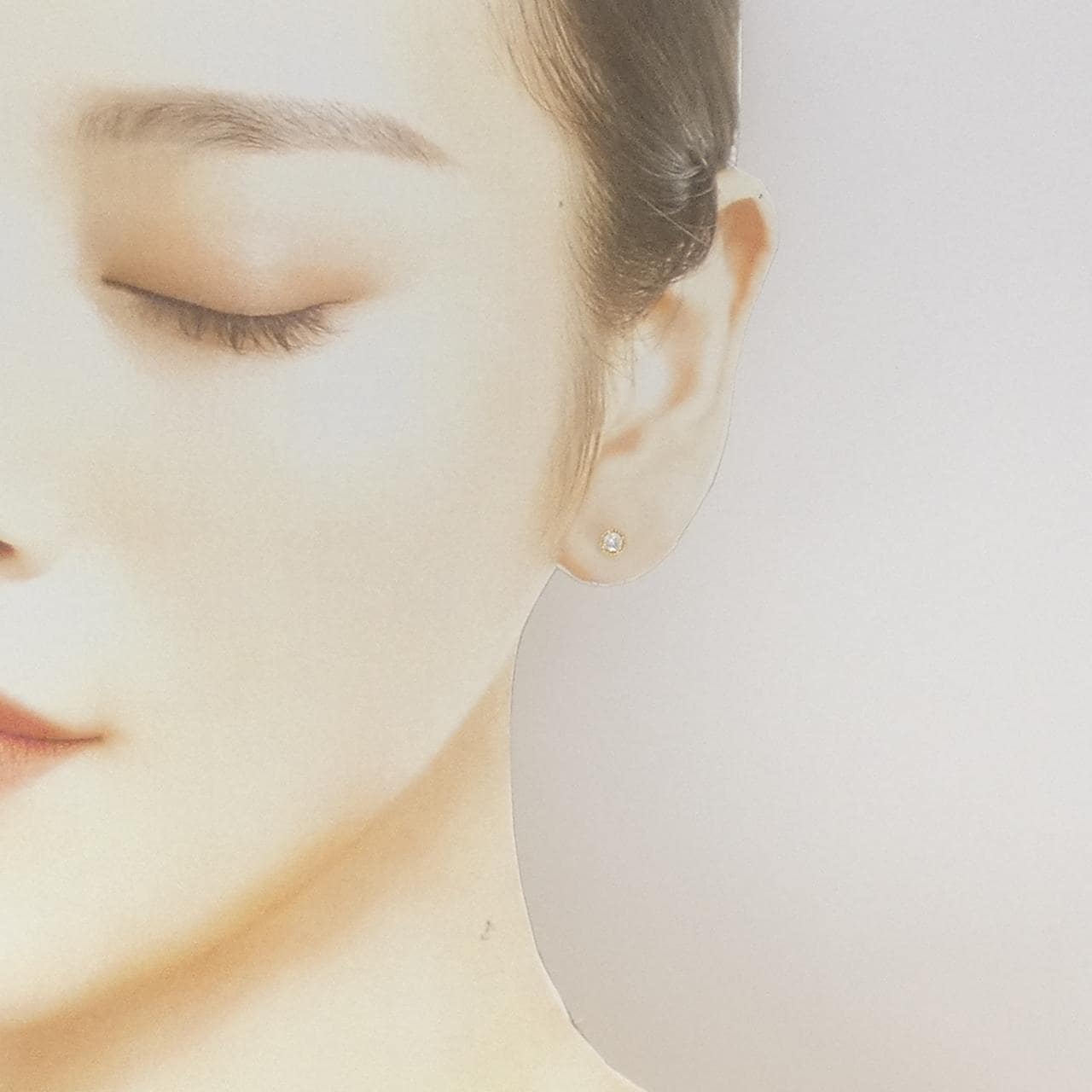 ココシュニック ダイヤモンド ピアス