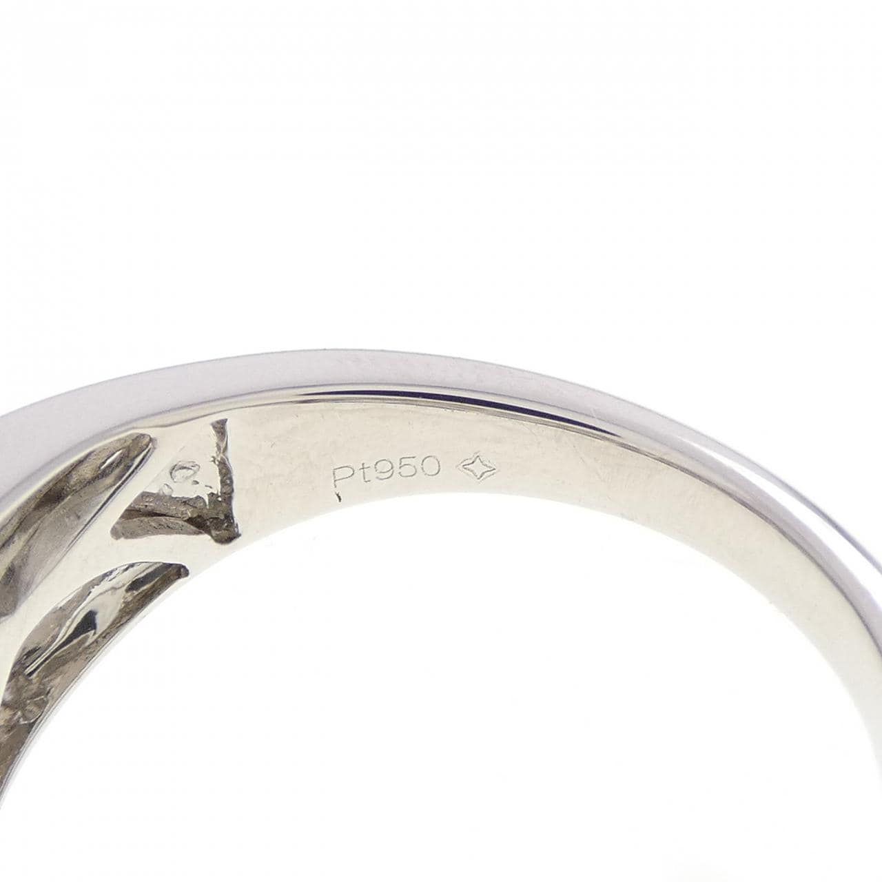 ジーエスティービー ダイヤモンド リング 1.50CT