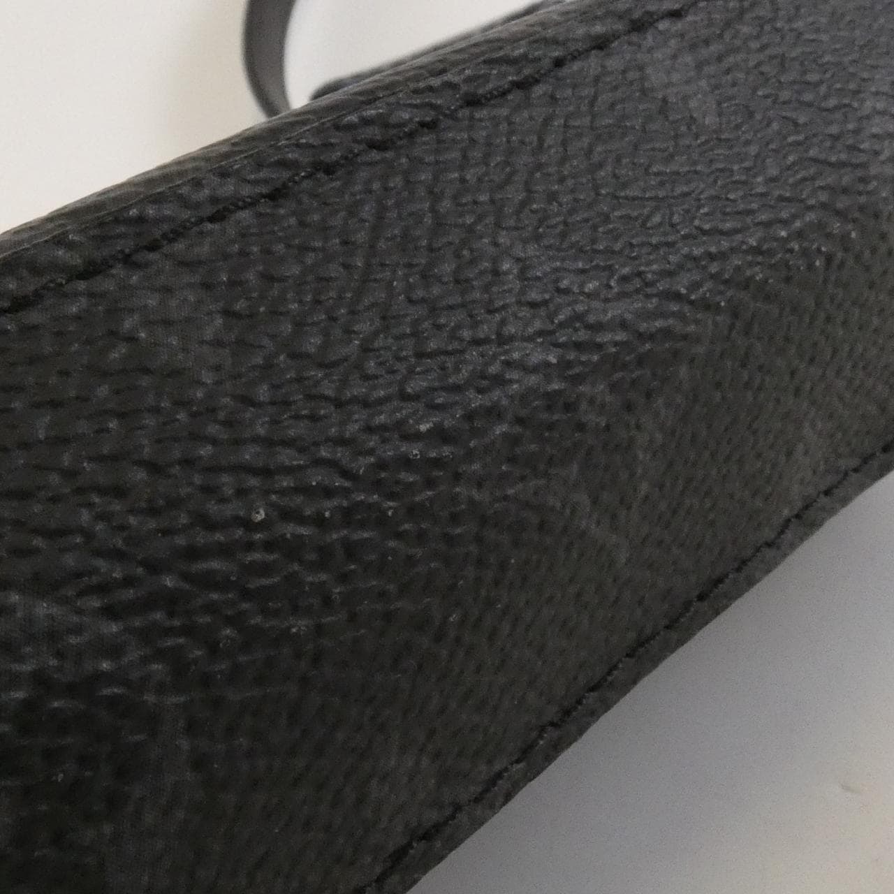 LOUIS VUITTON Monogram Eclipse 軟行李箱 M69838 單肩包