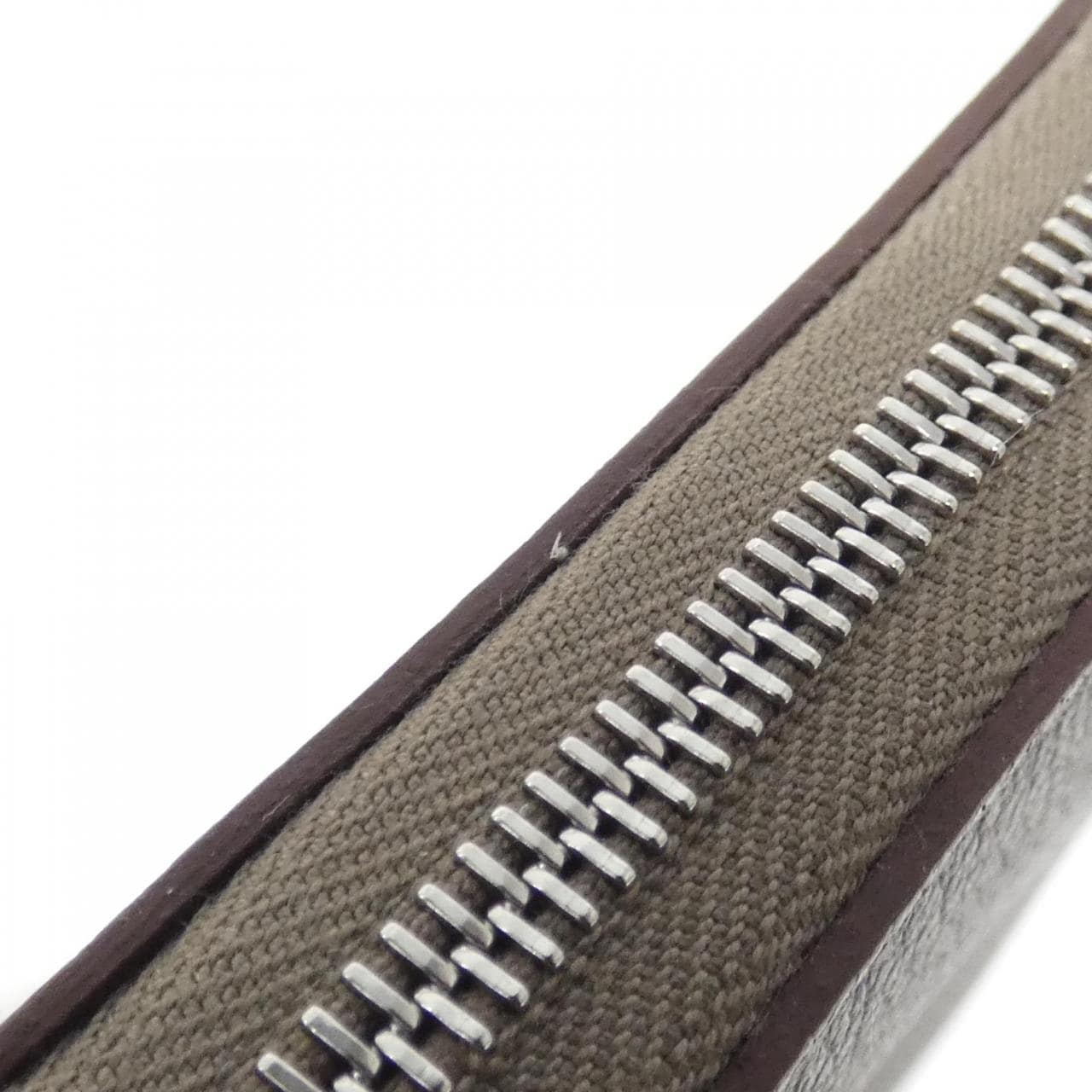 エルメス ZODIAQUE シルク イン コンパクト 087542CK 財布