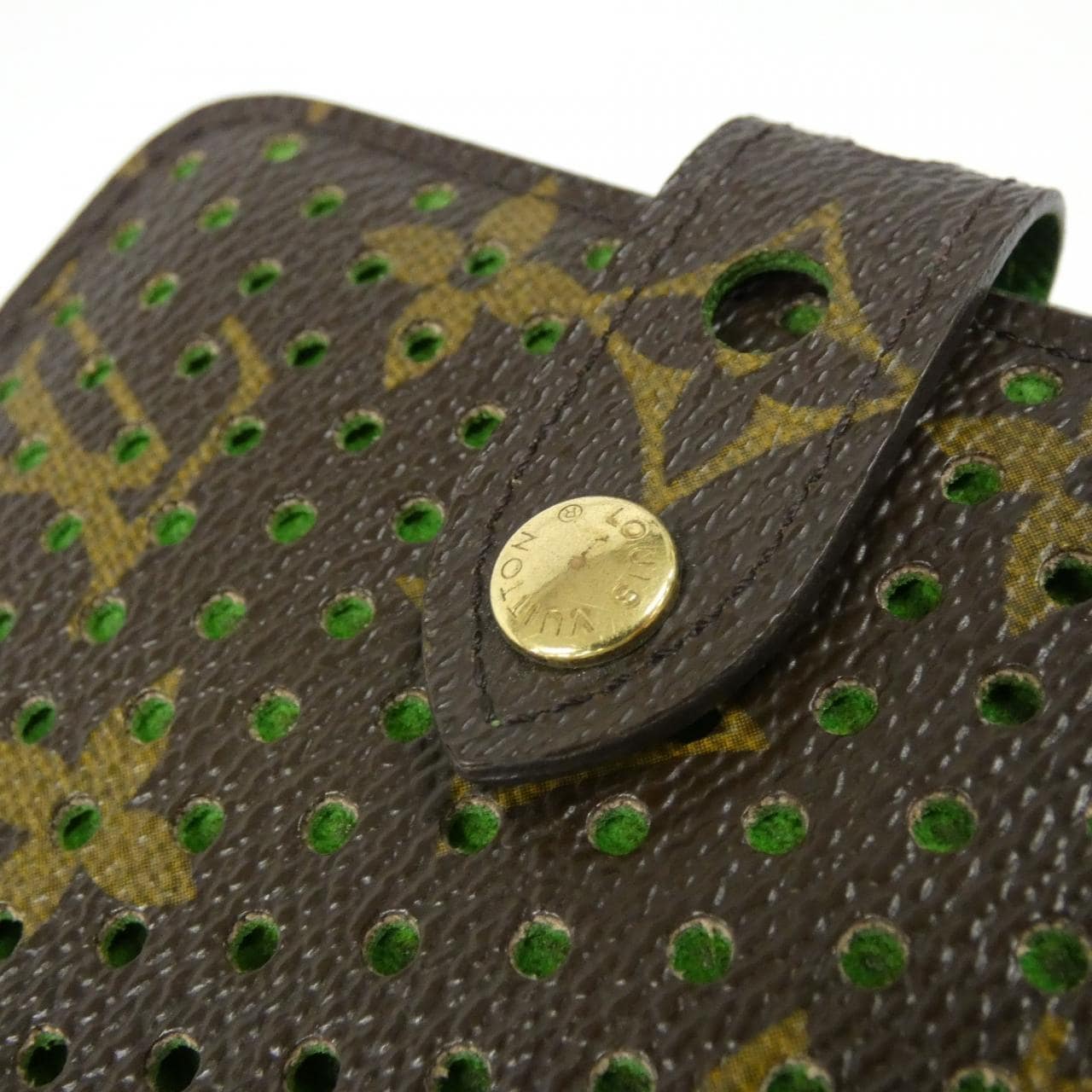 ルイヴィトン モノグラム ペルフォ コンパクト ジップ M95218 財布