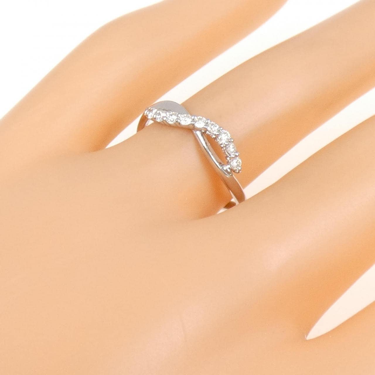 【新品】PT ダイヤモンド リング 0.20CT