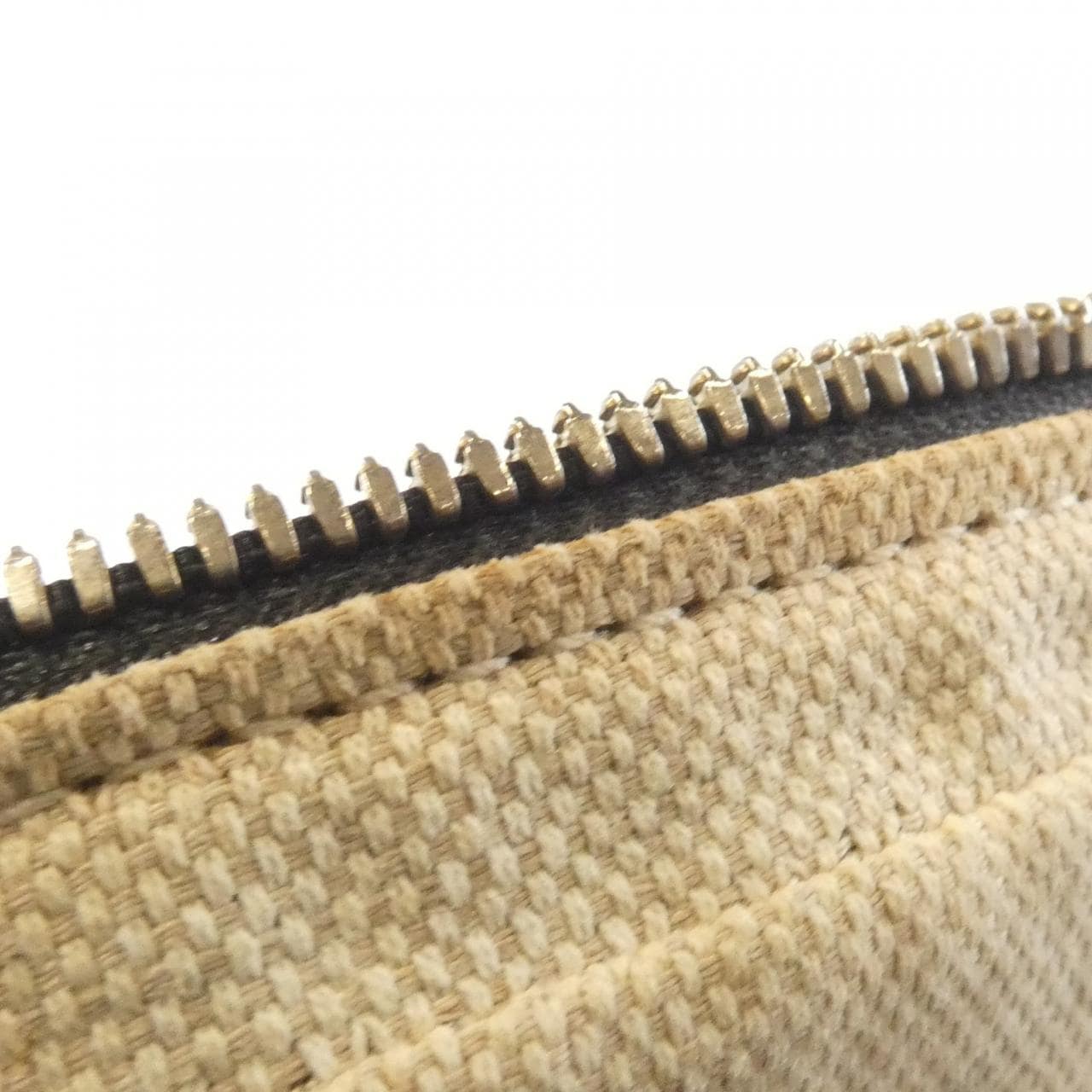 Gucci 431570 CAO0G双肩包