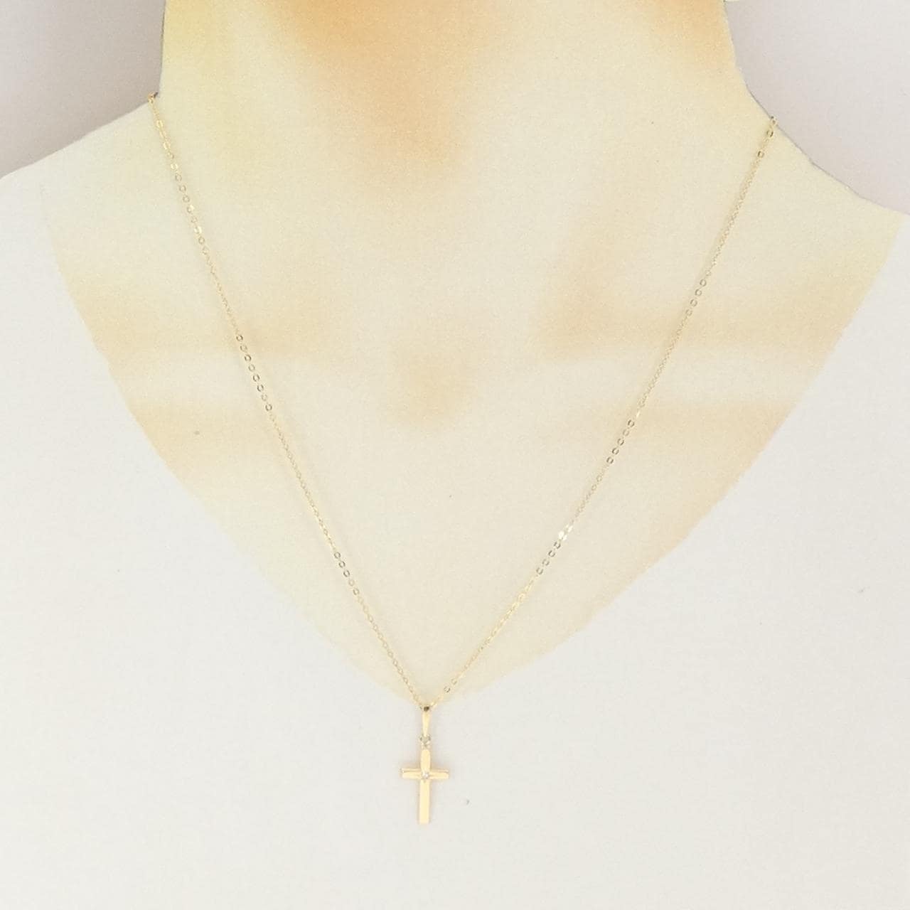 K18YG/750YG クロス ダイヤモンド ネックレス