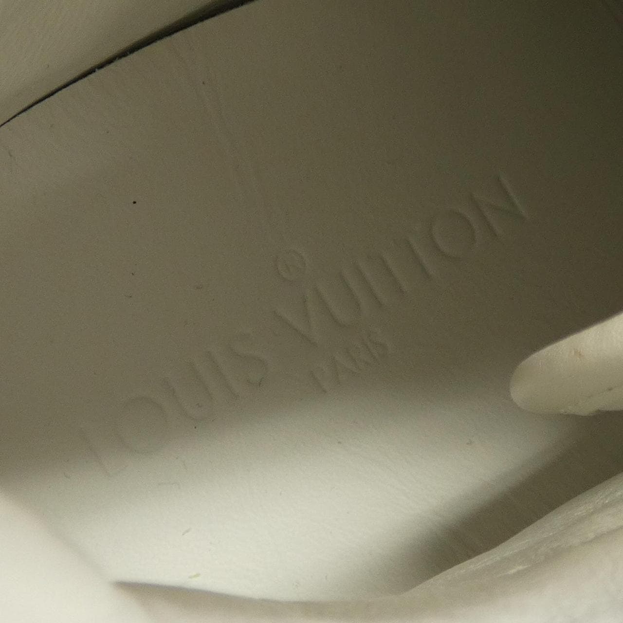ルイヴィトン LOUIS VUITTON スニーカー