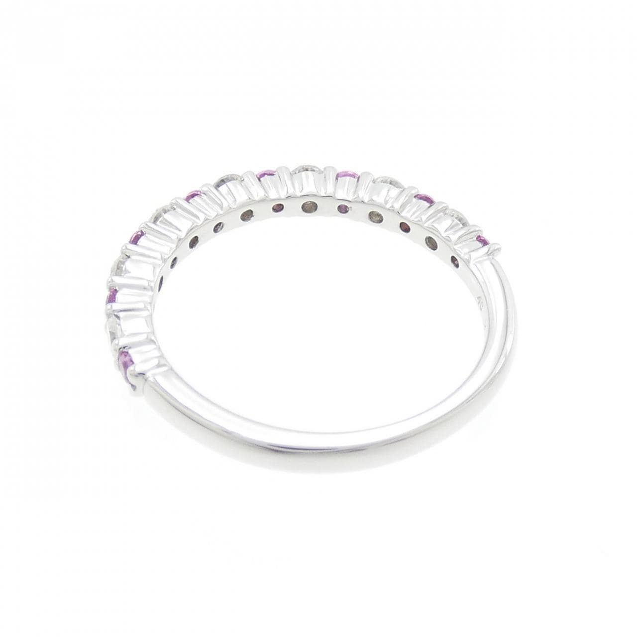 4°C Sapphire Ring