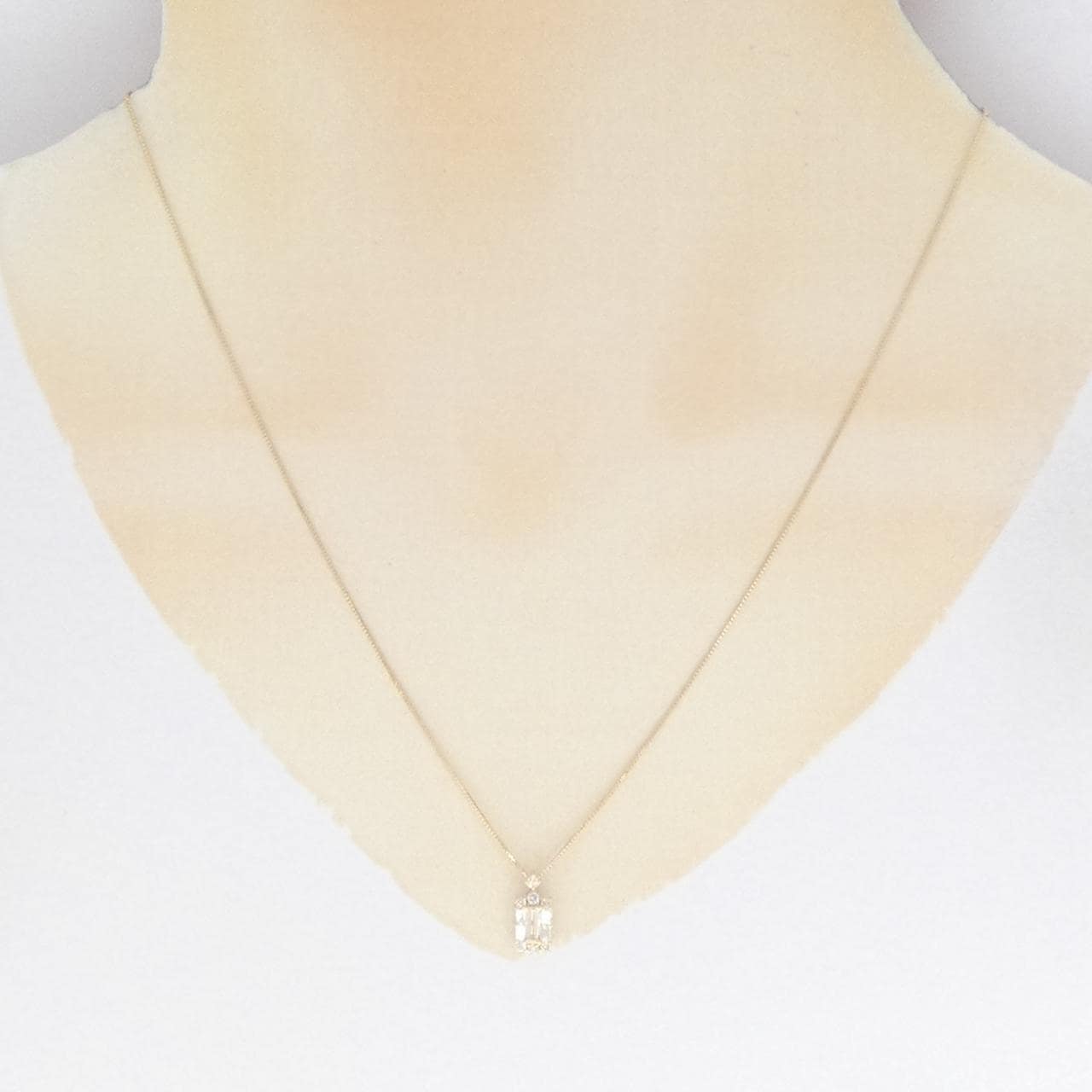 【新品】K18YG ダイヤモンド ネックレス 0.19CT