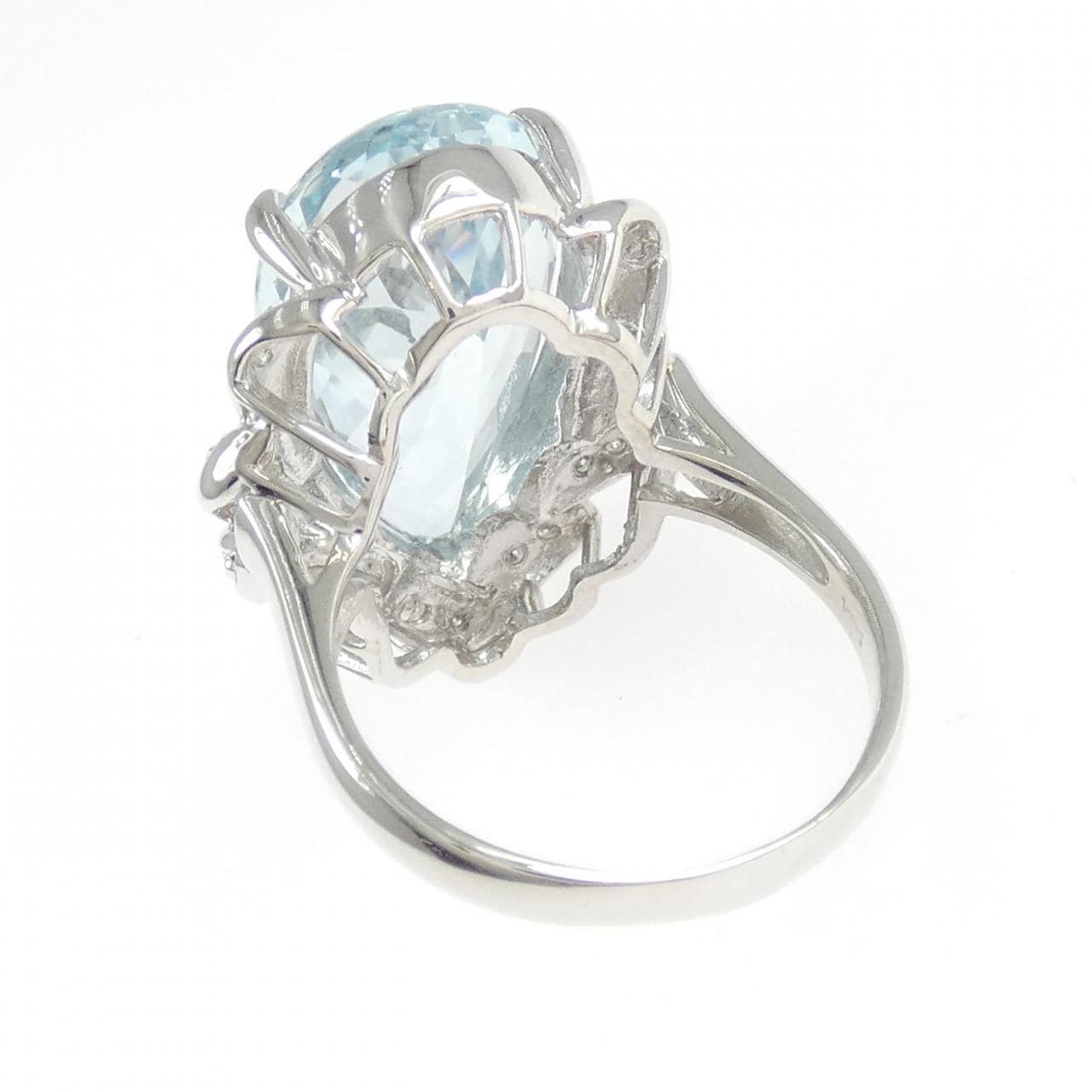 K18WG アクアマリン リング 10.00CT